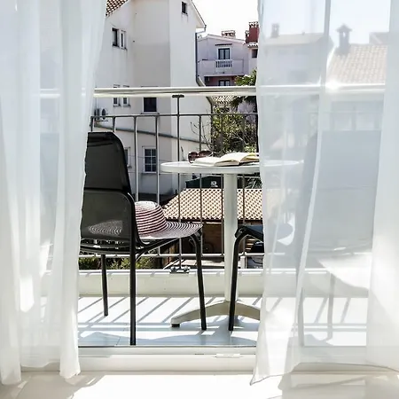 Anamar * Ρόβινι
