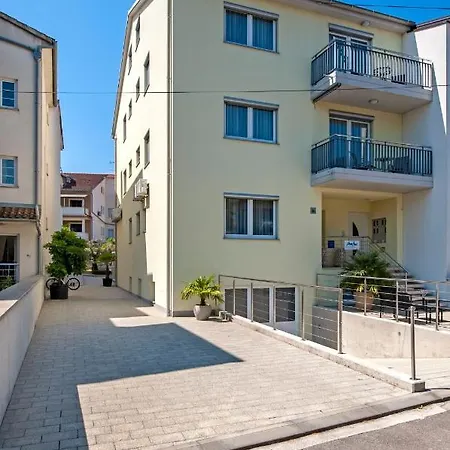 Apartment Anamar *